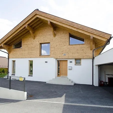 Mountains Chalet *